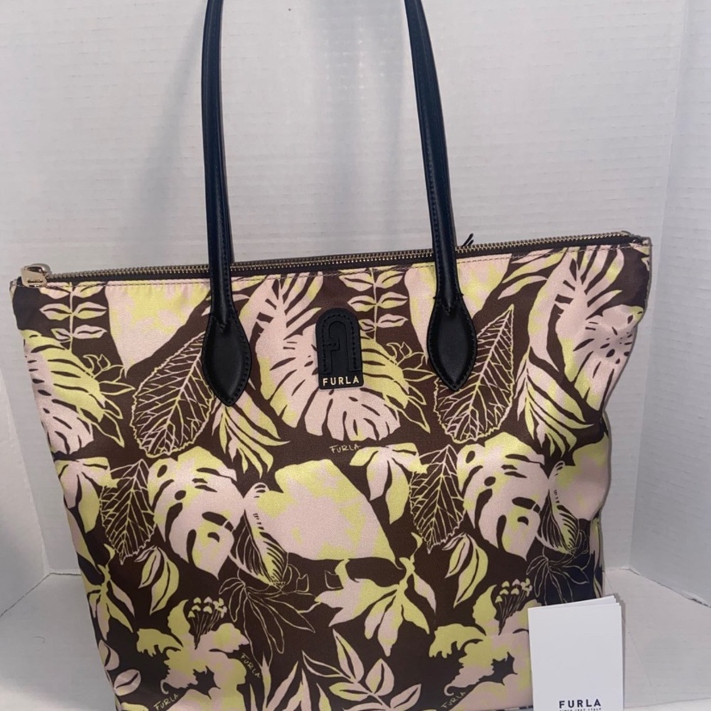 furla - Picture 2 of 5